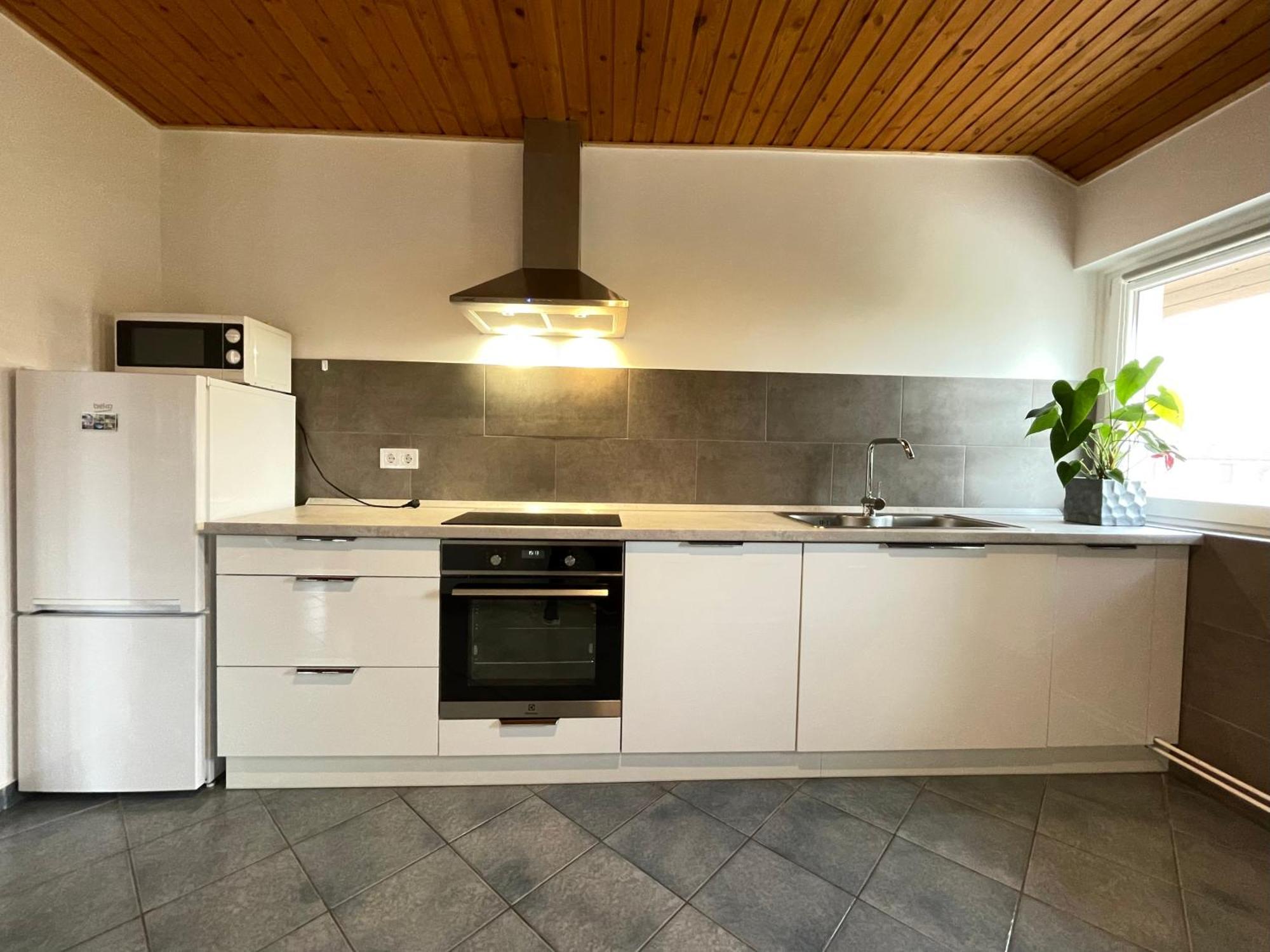 Balatonkeresztúr Villa Lili Apartments מראה חיצוני תמונה